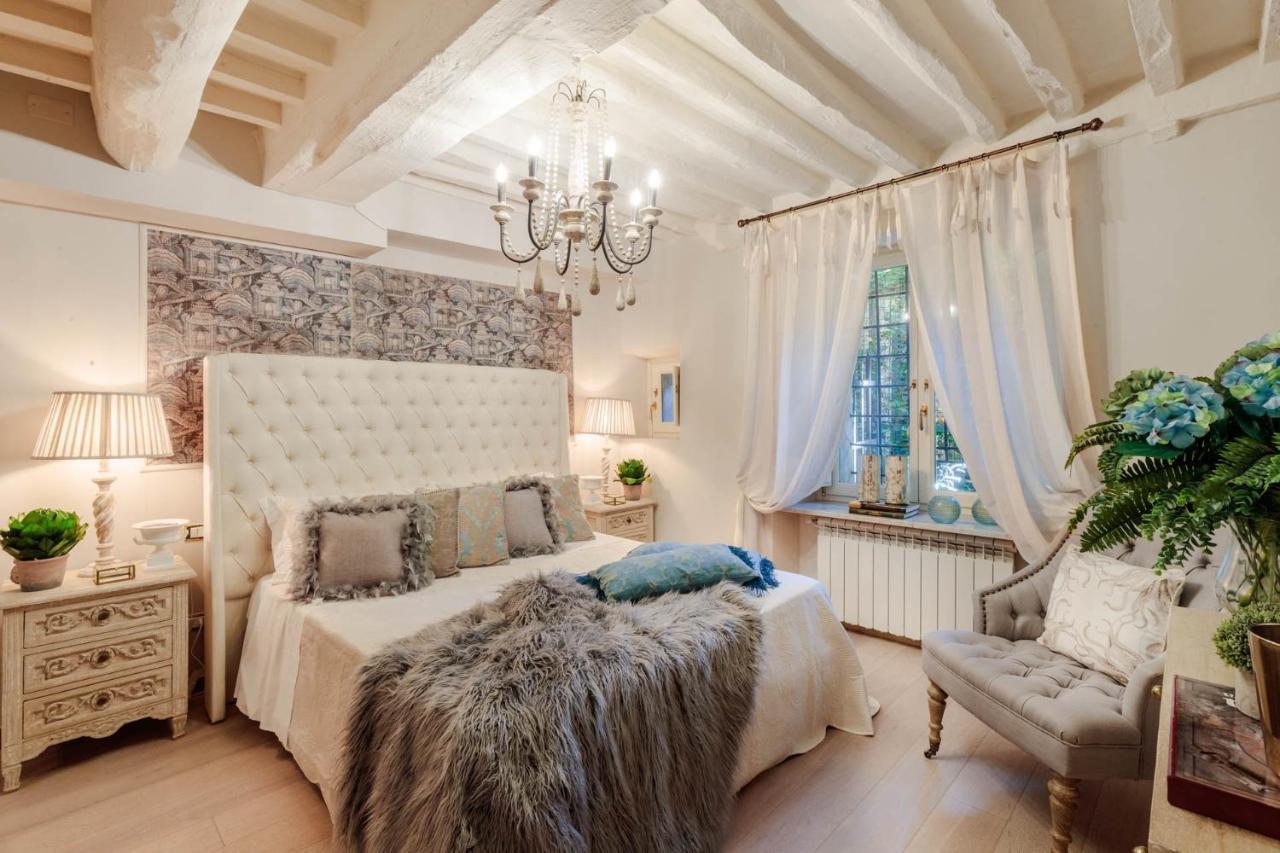 Casa Blanc Apartment ลุคคา ภายนอก รูปภาพ
