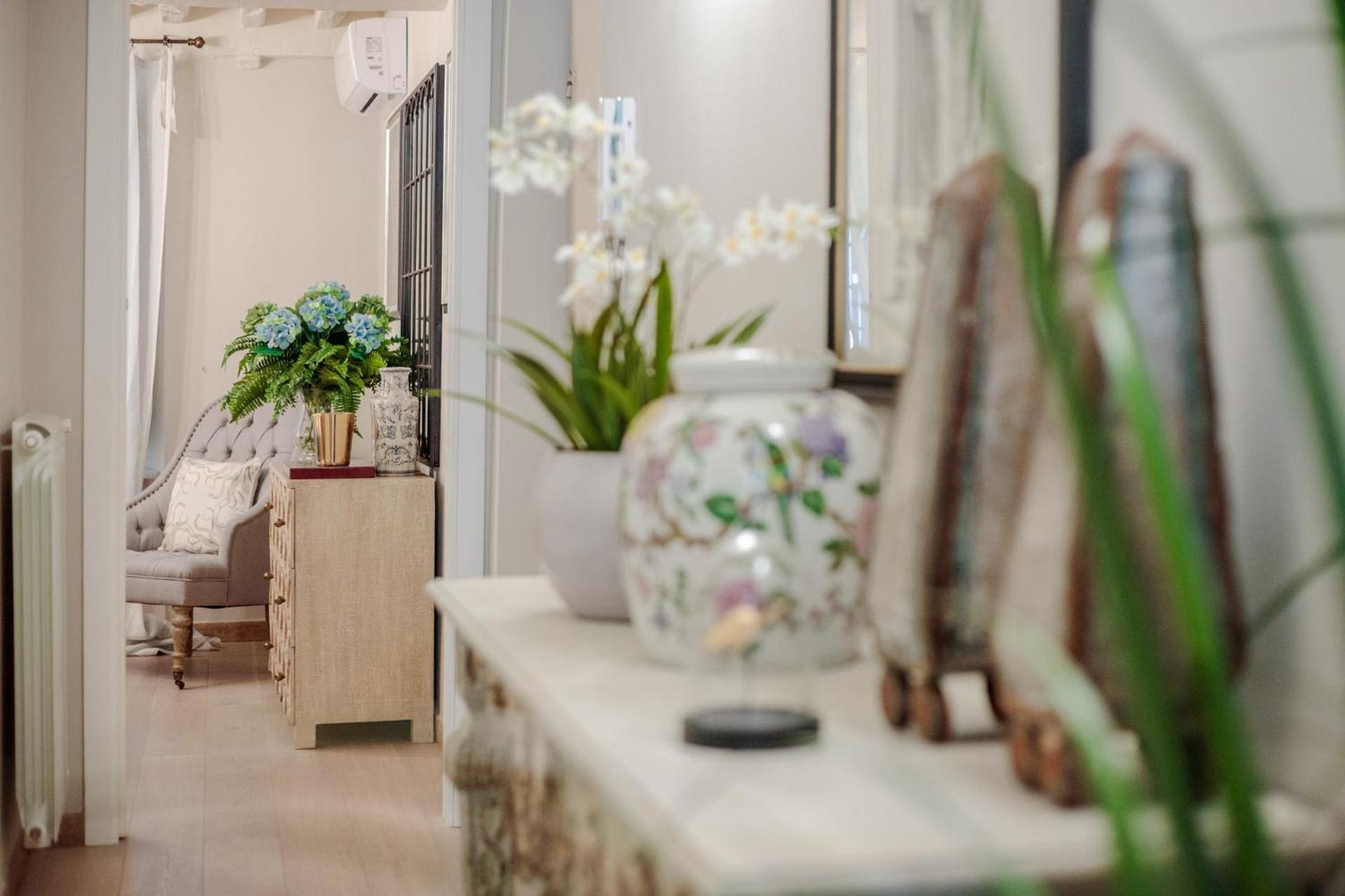 Casa Blanc Apartment ลุคคา ภายนอก รูปภาพ